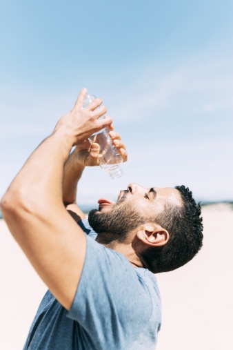 Anzeichen von einem Wassermangel-